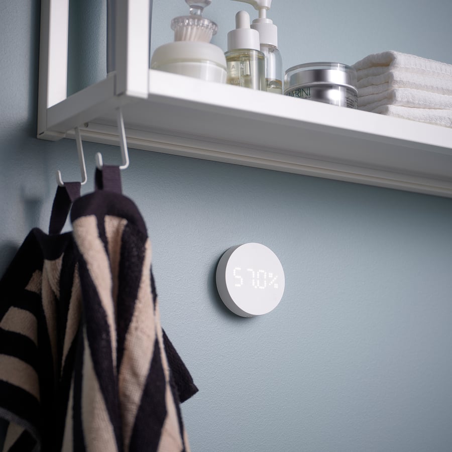 IKEA TIMMERFLOTTE sensor showing temperature on its built-in display